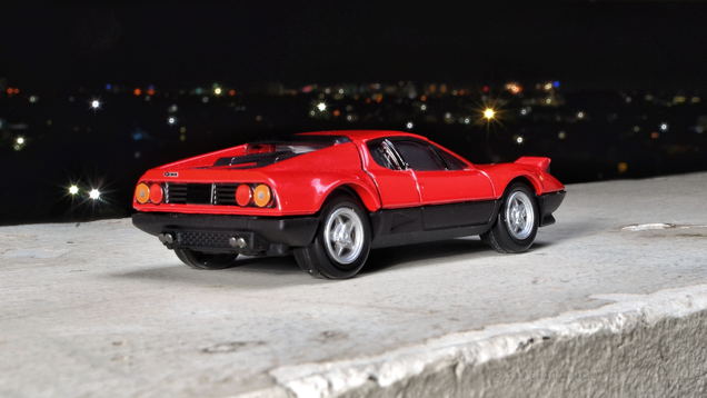 Illustration for article titled Ferrari Friday - Tomica Premium 512 BB